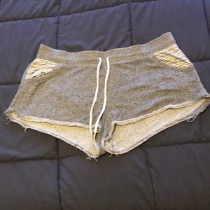 Grey sweat shorts subtle Pattern comfy!